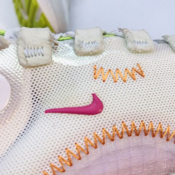 Nike React Escape Run White Barely Green Sneakers Women's 7 Lace Up DN2652-100 - Picture 14 of 15